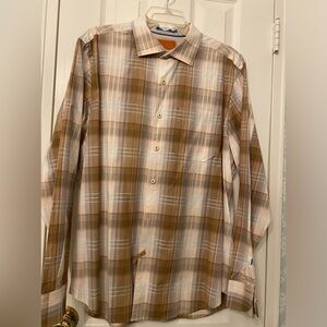 Tommy Bahamas- long sleeve - very good condition. Size Medium